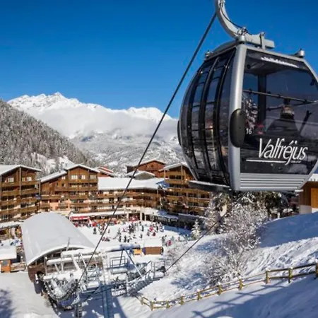 Coquet Pour 4 Au Coeur De Valfrejus Avec Balcon - Fr-1-265-355 *